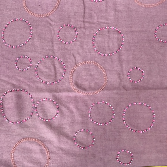 NWT BOUTIQUE BRAND DUSTY ROSE HAND CRAFTED WRAP W/CIRCLE SEQUINS PATTERN - Picture 4 of 6